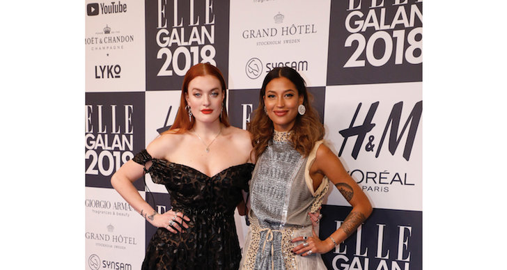Icona Pop Caroline Hjelt och Aino Jawo 
