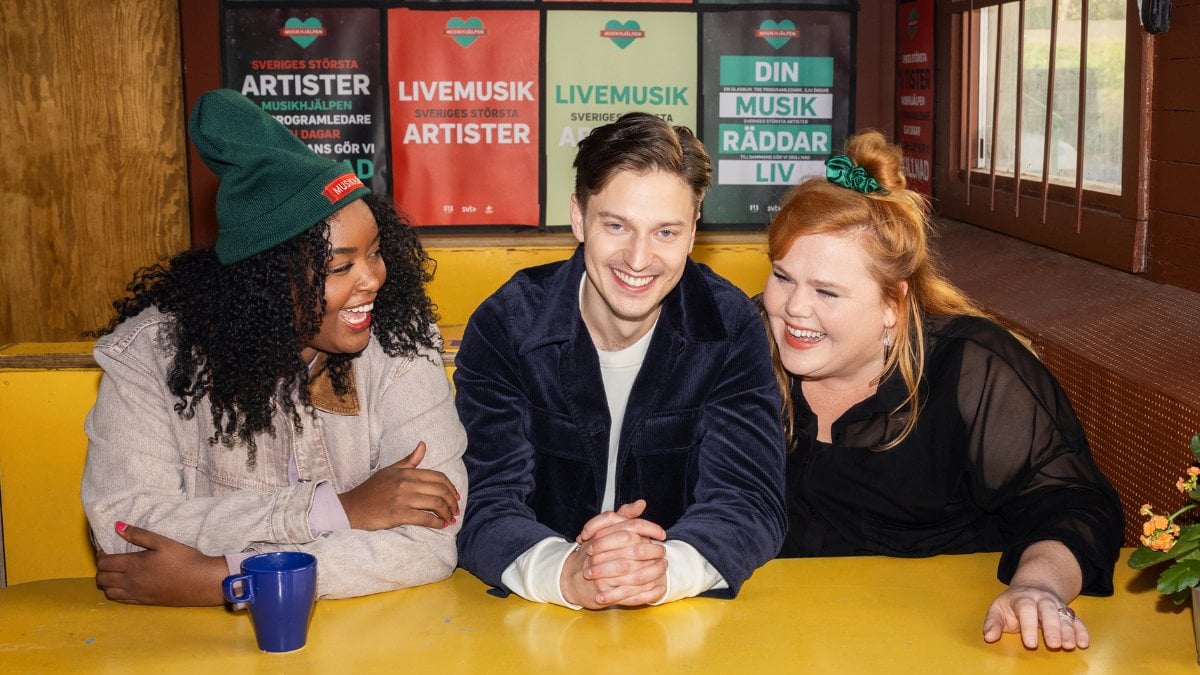 Assia Dahir, Emil Hansius och Linnea Wikblad är programledare i Musikhjälpen 2024. 