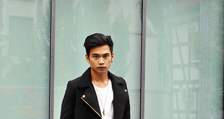 Kent Geffrey i slitna jeans och gamla Docs, snyggt matchat med den skräddade kavajen. http://lookbook.nu/kentjeffreyx